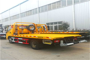 贡山附近拖车救援搭电