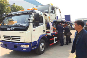 贡山汽车道路救援拖车价格